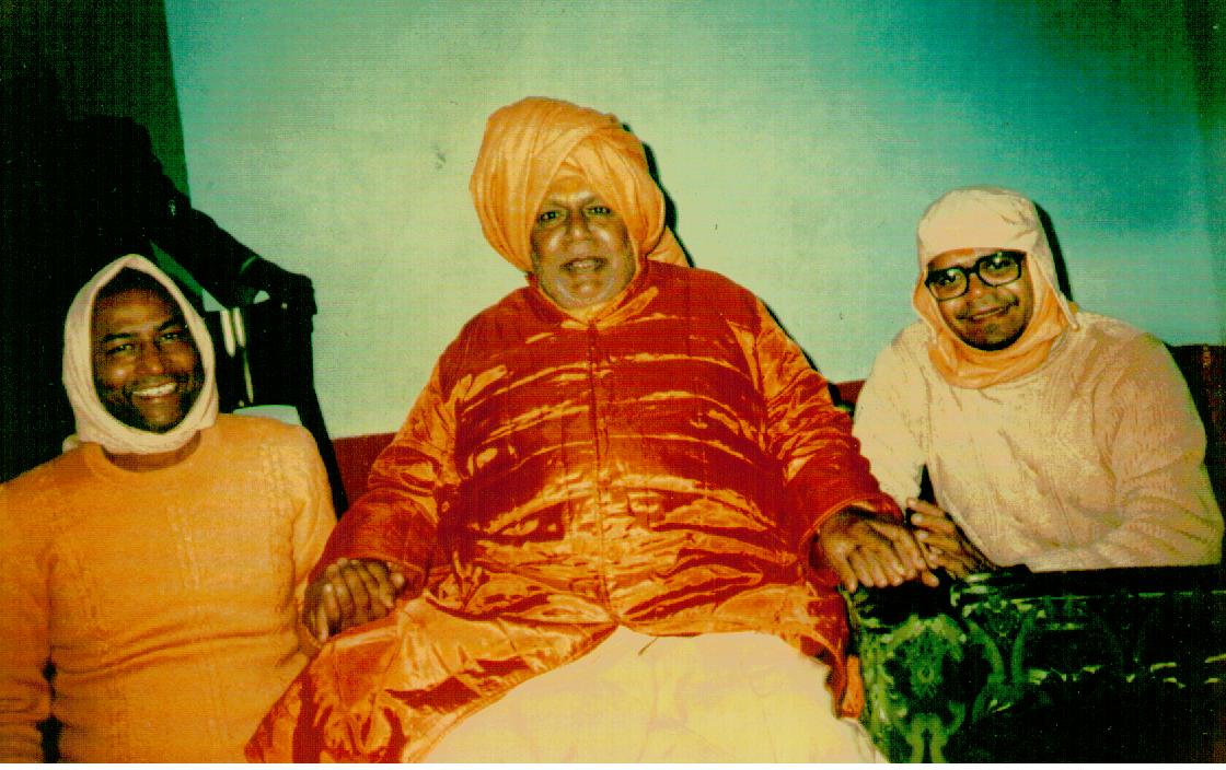 Maharajshri Swami Akhandanandji with Swami Prabudhanandji and Swami Govindanandji